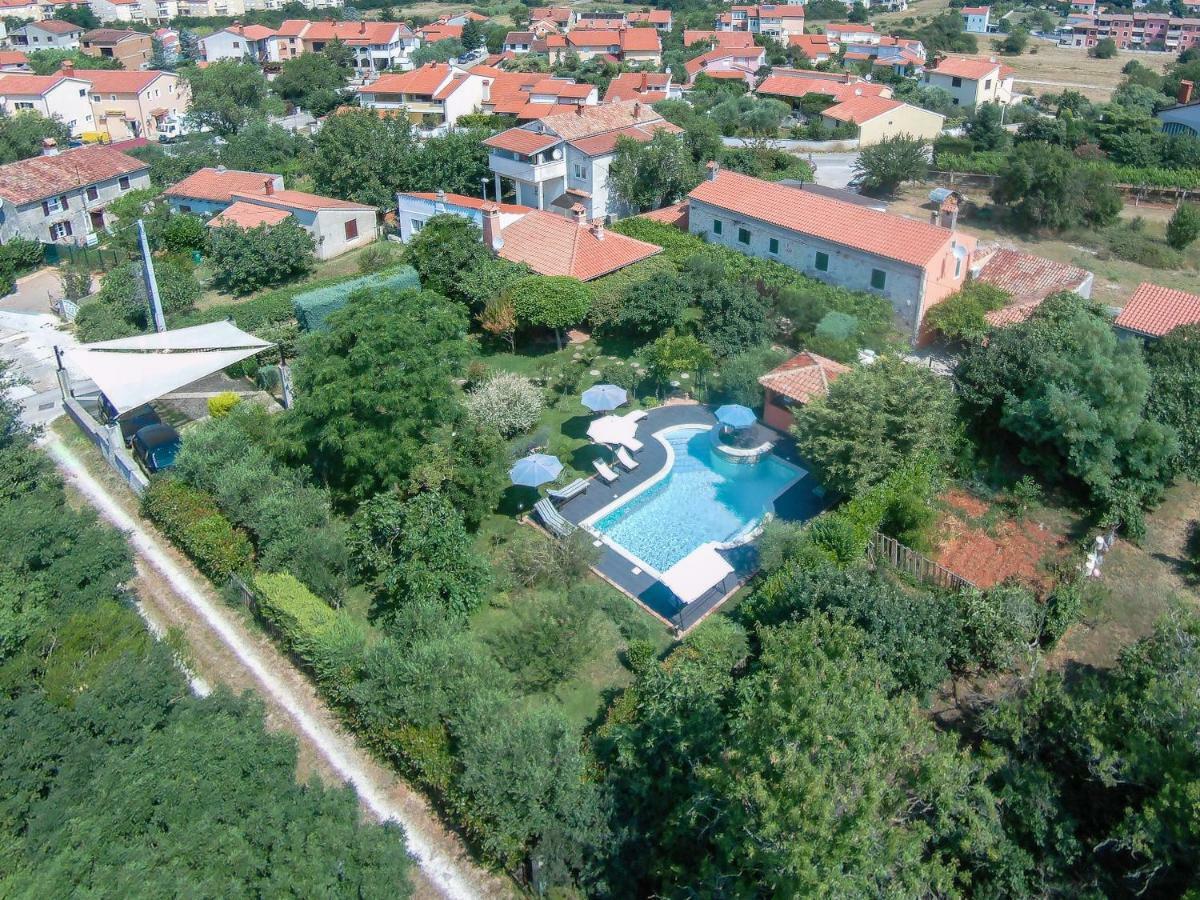 Country House Apartments Pula Buitenkant foto