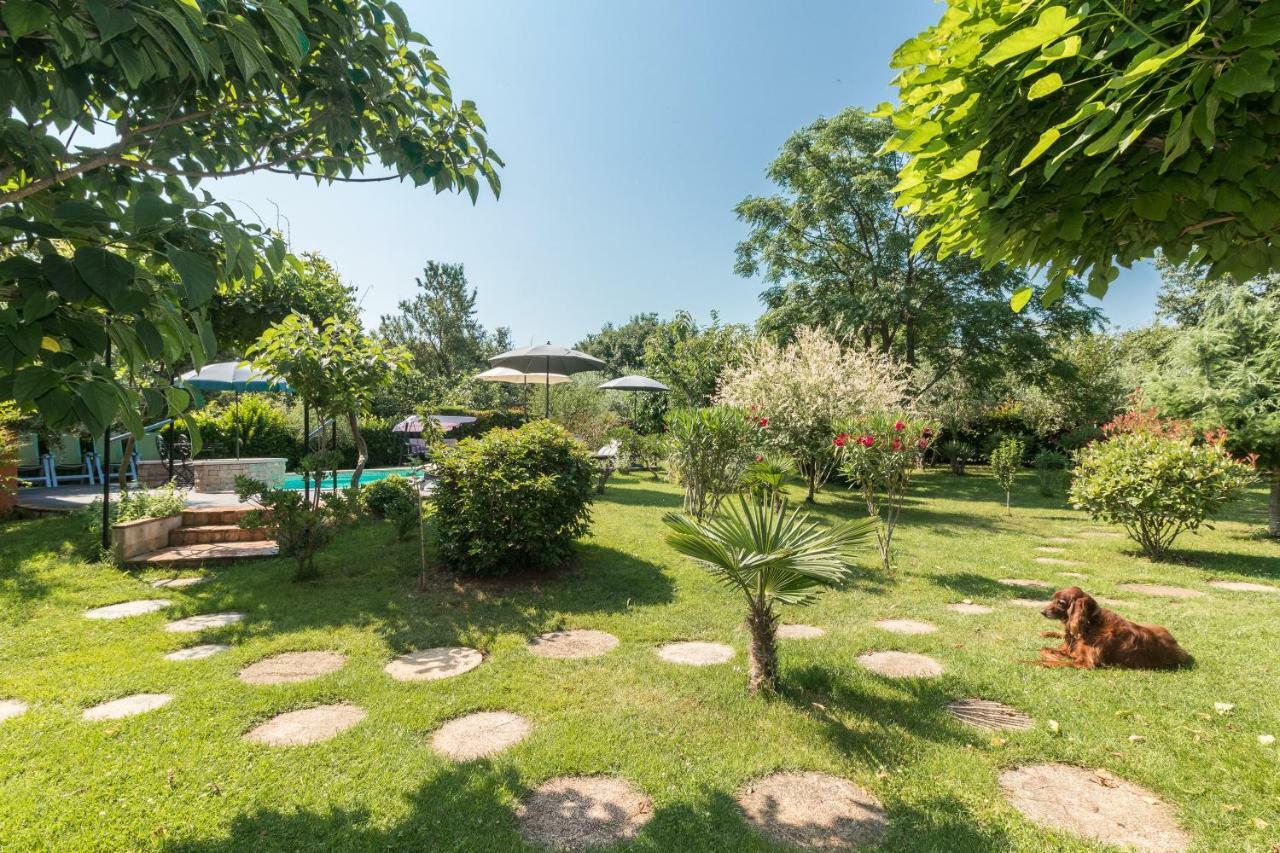 Country House Apartments Pula Buitenkant foto