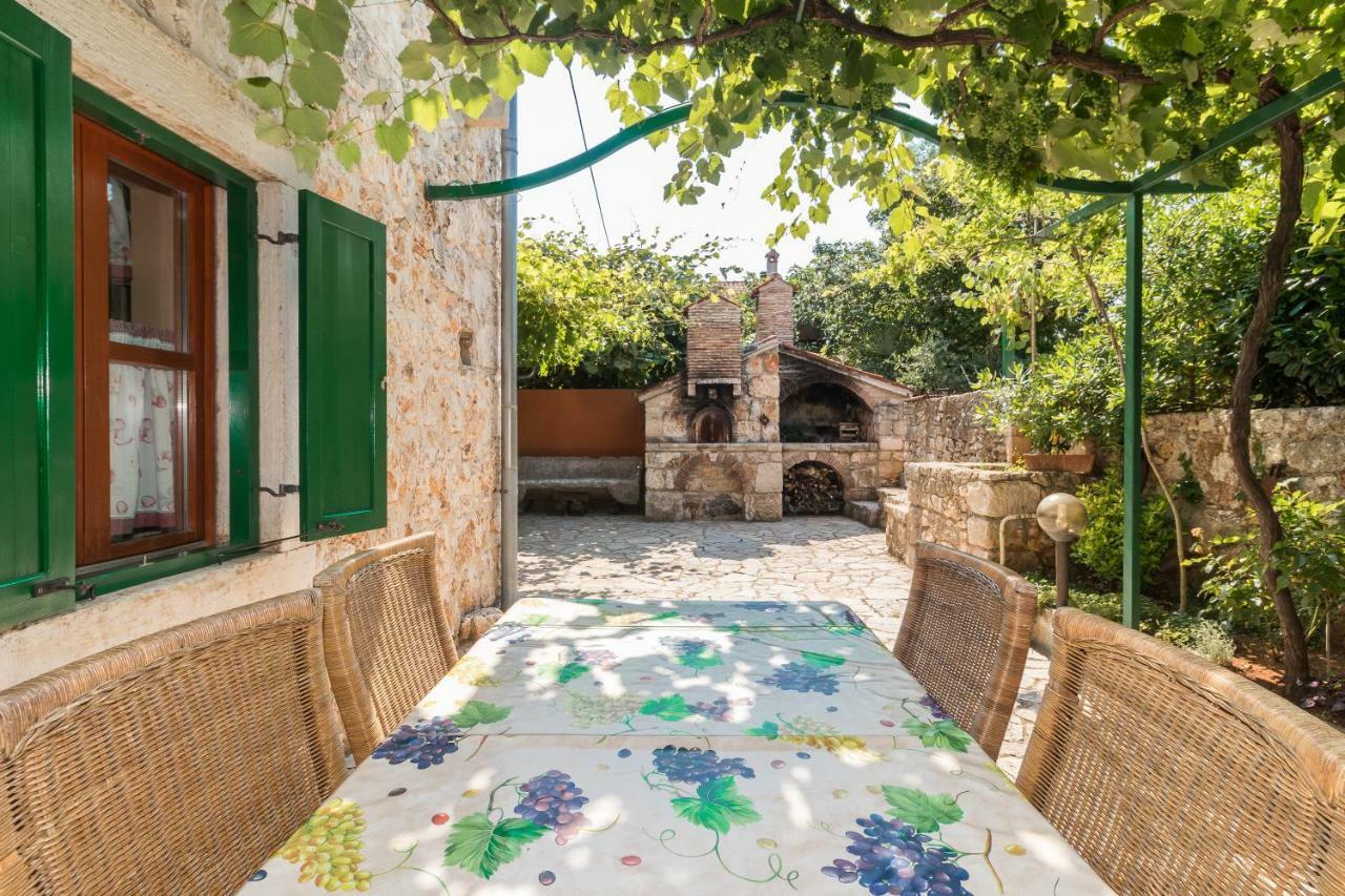 Country House Apartments Pula Buitenkant foto