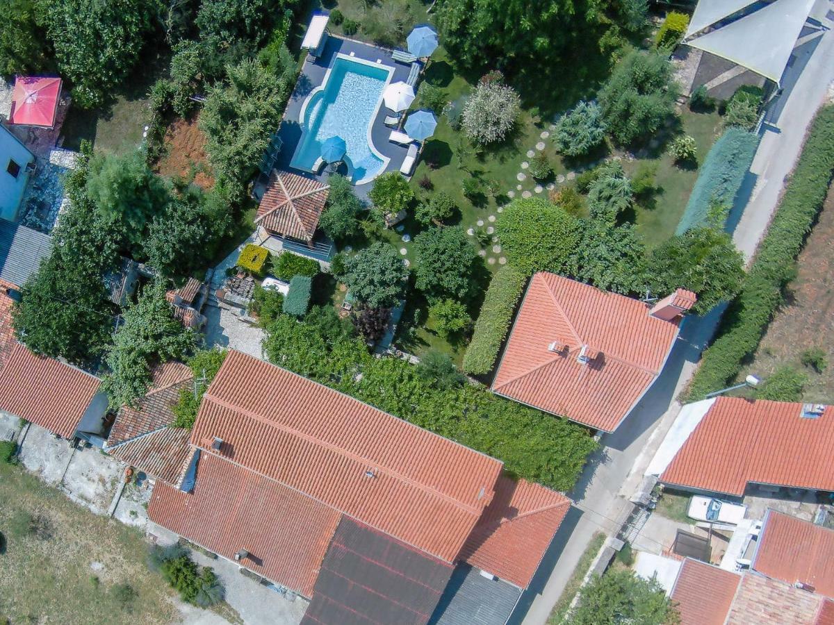 Country House Apartments Pula Buitenkant foto