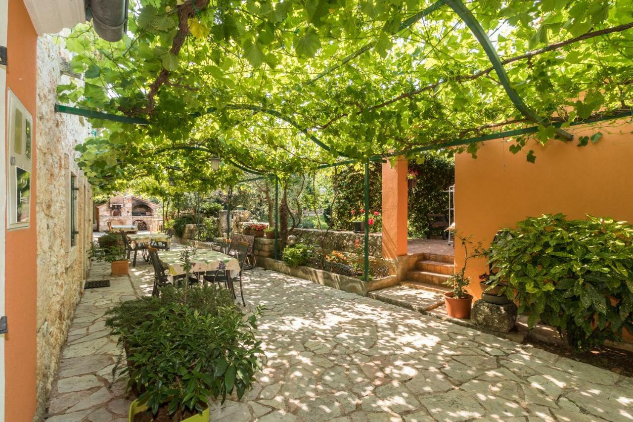 Country House Apartments Pula Buitenkant foto