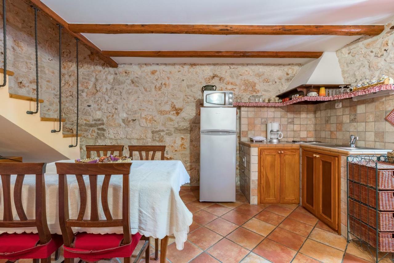 Country House Apartments Pula Buitenkant foto