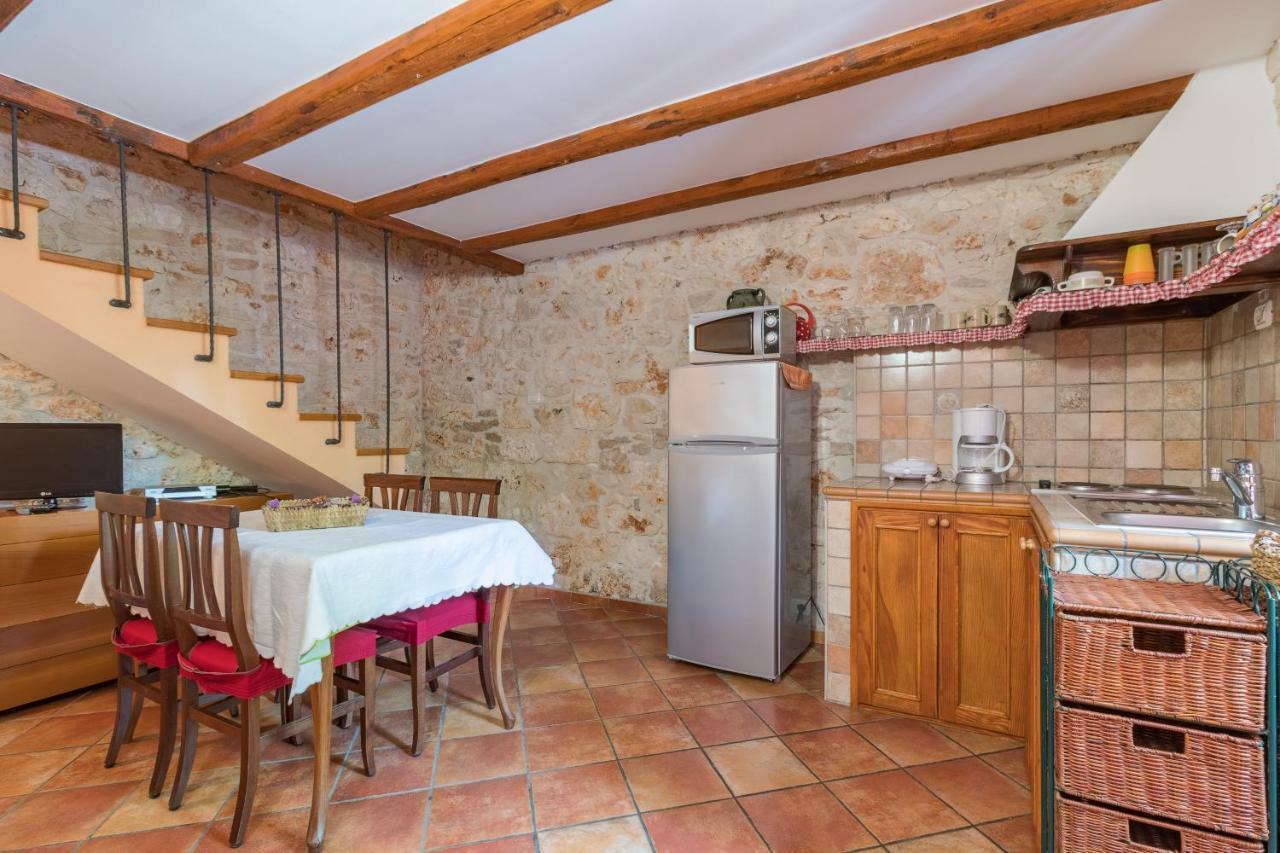 Country House Apartments Pula Buitenkant foto