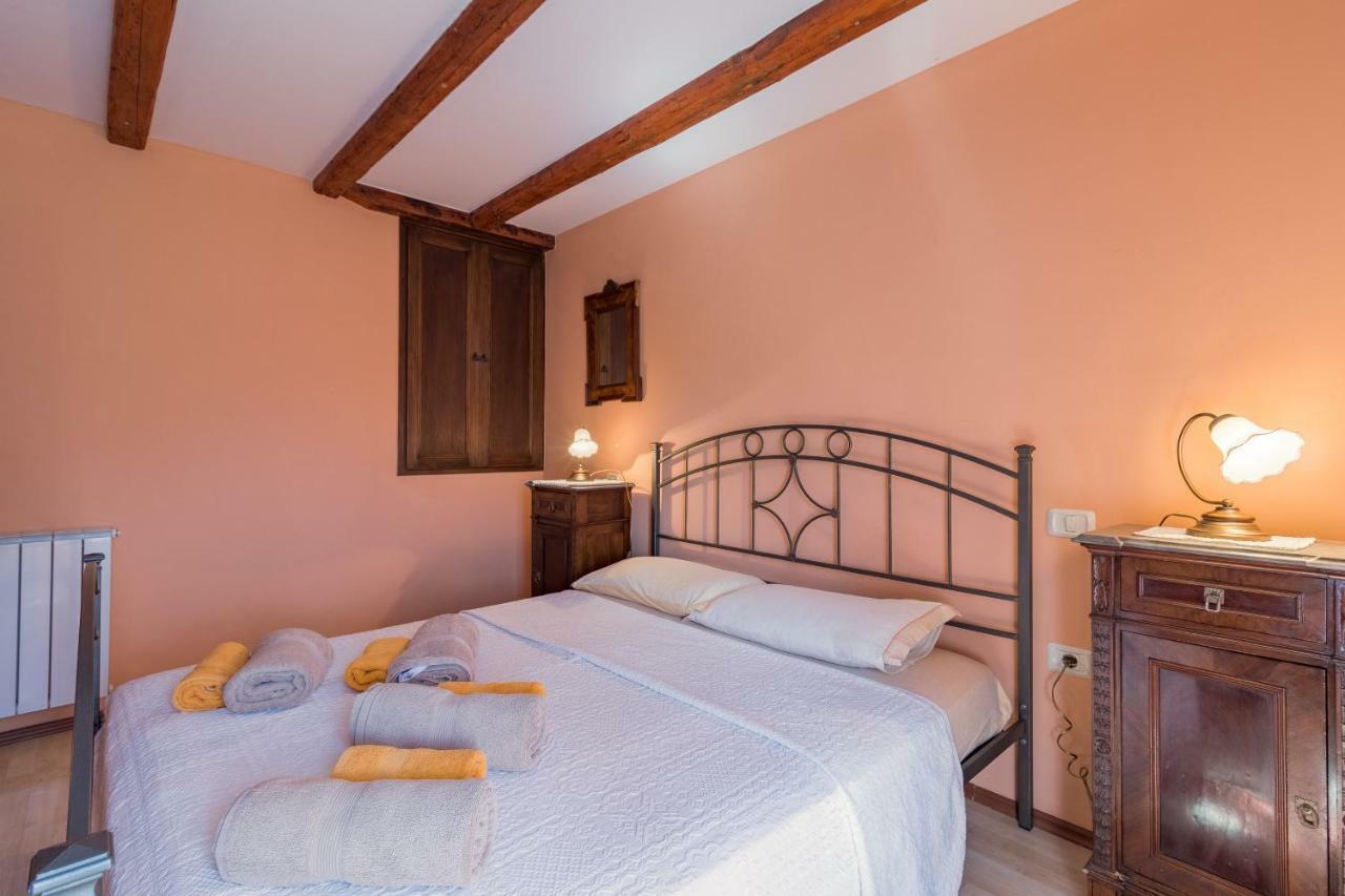 Country House Apartments Pula Buitenkant foto